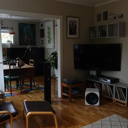 Svingen Apartment *